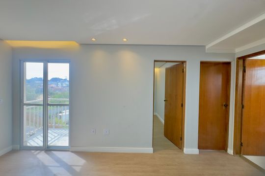 Sala de apartamento para alugar com 2 quartos, 82m² em Vila Nova Bonsucesso, Guarulhos