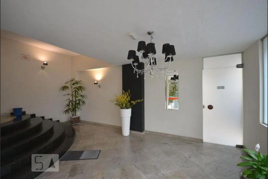 Hall de entrada de apartamento à venda com 3 quartos, 70m² em Vila Mariana, São Paulo
