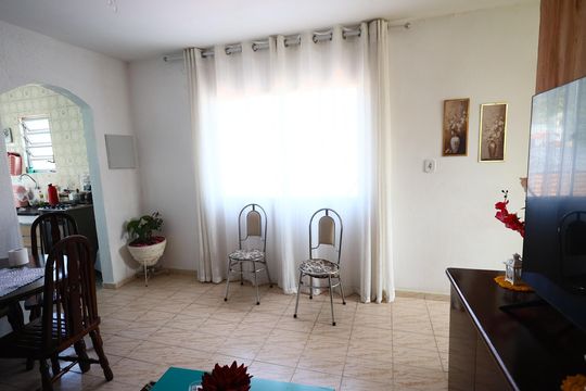 Sala de casa para alugar com 4 quartos, 247m² em Vila Osasco, Osasco