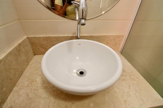 Banheiro de apartamento para alugar com 2 quartos, 86m² em Costa Azul, Salvador