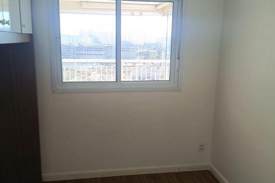 Quarto de apartamento para alugar com 2 quartos, 65m² em Santo Amaro, São Paulo