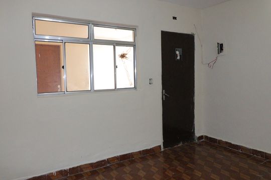 Sala de casa para alugar com 2 quartos, 70m² em Cidade Ademar, São Paulo