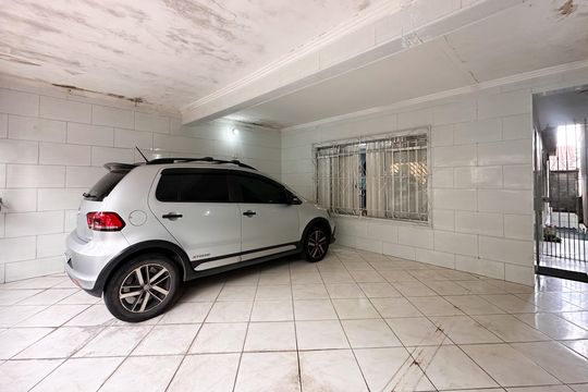 Garagem de casa à venda com 3 quartos, 222m² em Bairro dos Casa, São Bernardo do Campo