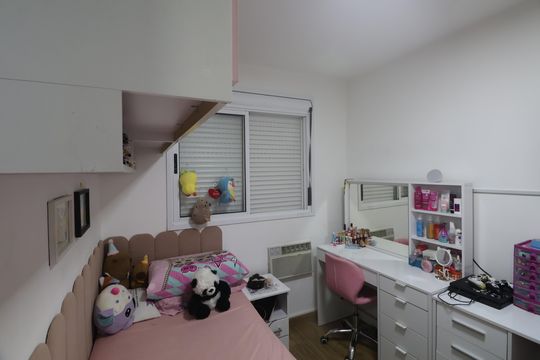 Quarto 2 de apartamento à venda com 3 quartos, 52m² em Mato Grande, Canoas