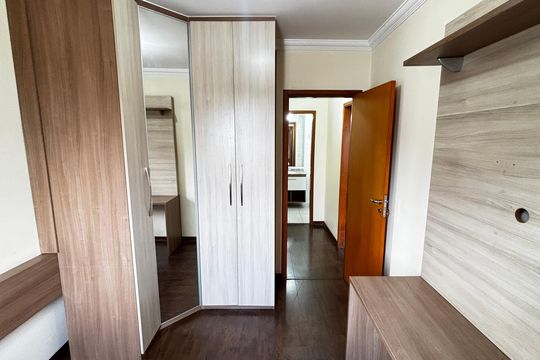 Quarto de apartamento à venda com 2 quartos, 60m² em Vila Pires, Santo André