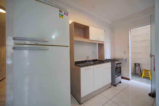 Cozinha de apartamento para alugar com 2 quartos, 60m² em Ingleses do Rio Vermelho, Florianópolis