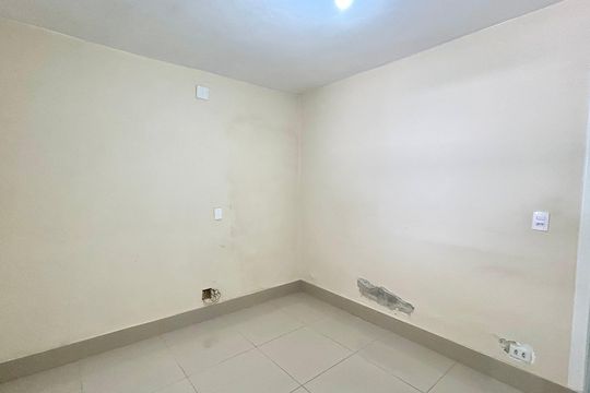Quarto 1 de casa para alugar com 5 quartos, 175m² em Jardim Monte Carmelo, Guarulhos