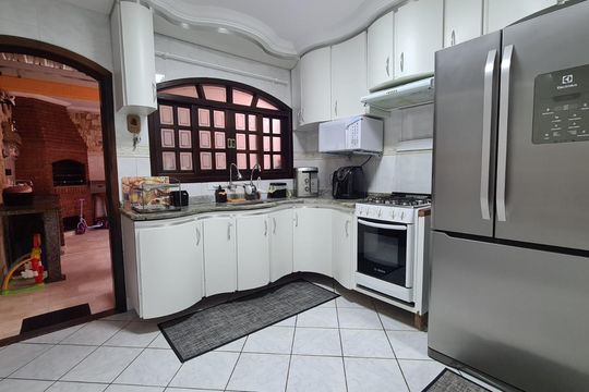 Cozinha de casa à venda com 3 quartos, 171m² em Nova Petrópolis, São Bernardo do Campo