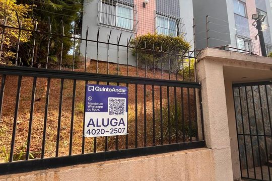 PLAQUINHA FLRR-245 INSTALADA EM 7/08/26 de apartamento para alugar com 2 quartos, 70m² em Estoril, Belo Horizonte