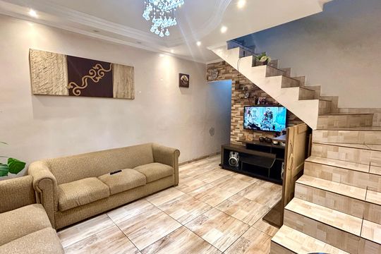 Casa à venda com 4 quartos, 171m² em Jardim Presidente Dutra, Guarulhos