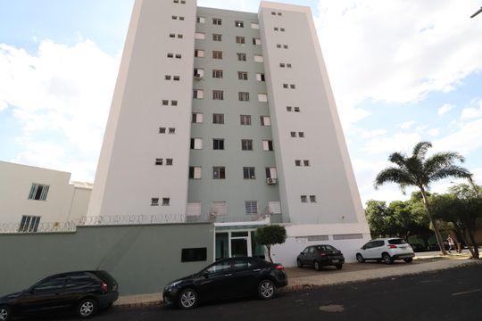 Fachada de apartamento para alugar com 3 quartos, 80m² em Tibery, Uberlândia