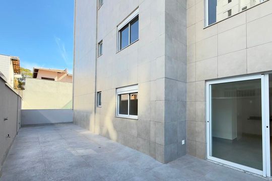 Apartamento à venda com 3 quartos, 229m² em Castelo, Belo Horizonte