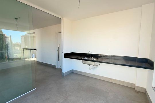 Apartamento à venda com 4 quartos, 163m² em Castelo, Belo Horizonte