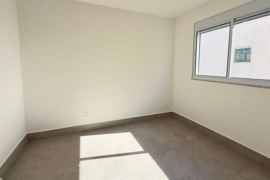 Apartamento à venda com 4 quartos, 163m² em Castelo, Belo Horizonte