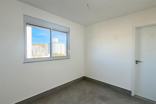 Apartamento à venda com 3 quartos, 163m² em Castelo, Belo Horizonte