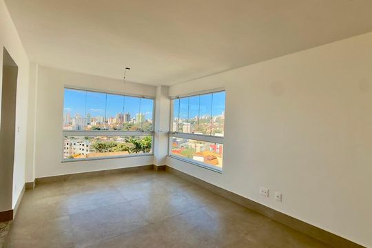 Apartamento à venda com 4 quartos, 287m² em Castelo, Belo Horizonte