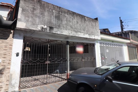 Fachada de casa à venda com 2 quartos, 163m² em Alves Dias, São Bernardo do Campo