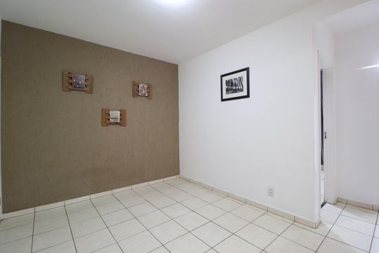 Sala de apartamento para alugar com 2 quartos, 55m² em Shopping Park, Uberlândia