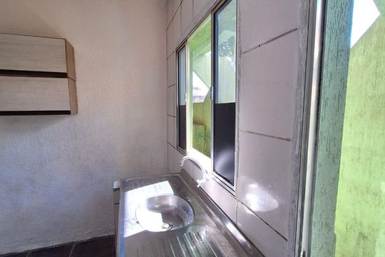 Cozinha de casa para alugar com 1 quarto, 16m² em Vila Nova Parada, São Paulo