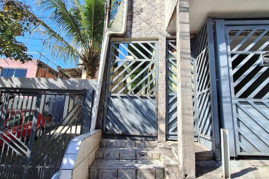 Fachada de casa para alugar com 1 quarto, 16m² em Vila Nova Parada, São Paulo