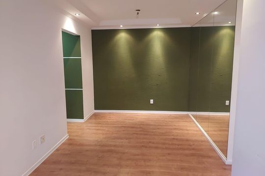 Sala de apartamento à venda com 2 quartos, 48m² em Vila Independencia, São Paulo