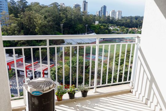 Sacada de apartamento para alugar com 1 quarto, 45m² em Umuarama, Osasco