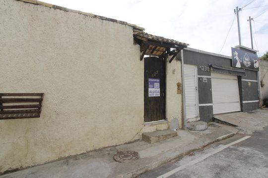 Casa para alugar com 1 quarto, 105m² em Jardim Pero, Cabo Frio