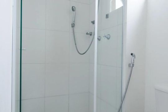 Banheiro de apartamento à venda com 3 quartos, 133m² em Mansões Santo Antônio, Campinas