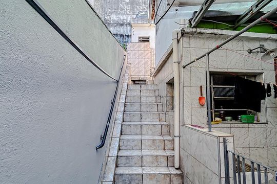 Área externa de casa para alugar com 1 quarto, 40m² em Chácara Seis de Outubro, São Paulo