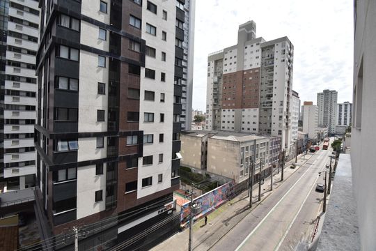 Vista do Studio de kitnet/studio para alugar com 1 quarto, 19m² em Centro, Curitiba