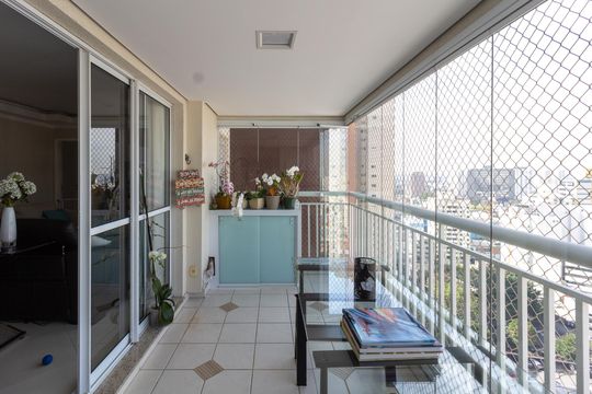 Varanda gourmet de apartamento à venda com 3 quartos, 132m² em Jardim Zaira, Guarulhos
