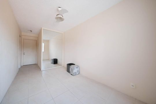 Sala de apartamento para alugar com 2 quartos, 50m² em Vila Talarico, São Paulo