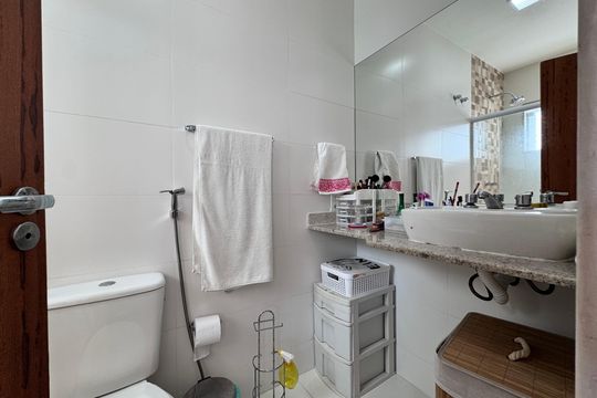 Suíte 3 - Banheiro de casa de condomínio para alugar com 4 quartos, 800m² em Vargem Pequena, Rio de Janeiro