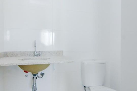 Banheiro de apartamento à venda com 1 quarto, 45m² em Picanço, Guarulhos