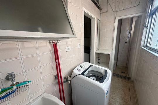 Área de Serviço de apartamento para alugar com 1 quarto, 86m² em Centro, São Vicente