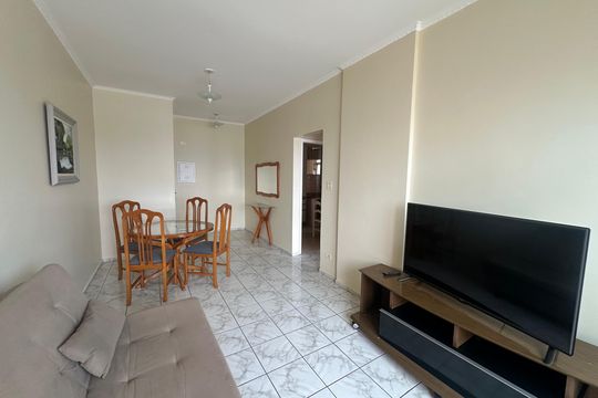 Sala de apartamento para alugar com 1 quarto, 86m² em Centro, São Vicente