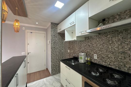 Cozinha de apartamento para alugar com 2 quartos, 51m² em Centro, Barueri