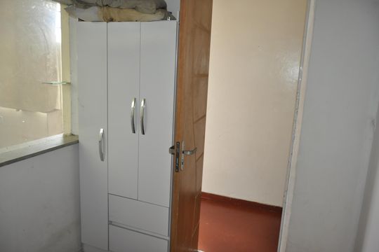 Quarto de casa para alugar com 1 quarto, 29m² em Lins de Vasconcelos, Rio de Janeiro