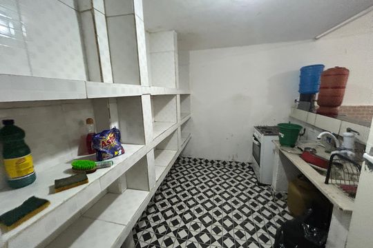 Cozinha de casa para alugar com 1 quarto, 29m² em Lins de Vasconcelos, Rio de Janeiro