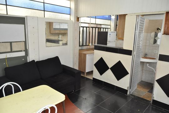 Casa para alugar com 1 quarto, 29m² em Lins de Vasconcelos, Rio de Janeiro