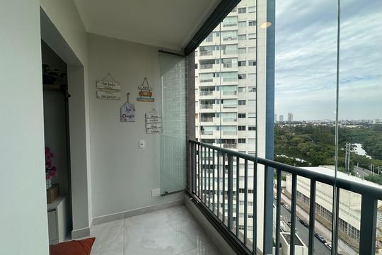 Varanda da Sala de apartamento para alugar com 2 quartos, 52m² em Alphaville Empresarial, Barueri