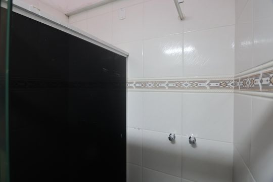 Banheiro  de apartamento para alugar com 1 quarto, 50m² em Vila Veranopolis, Cachoeirinha
