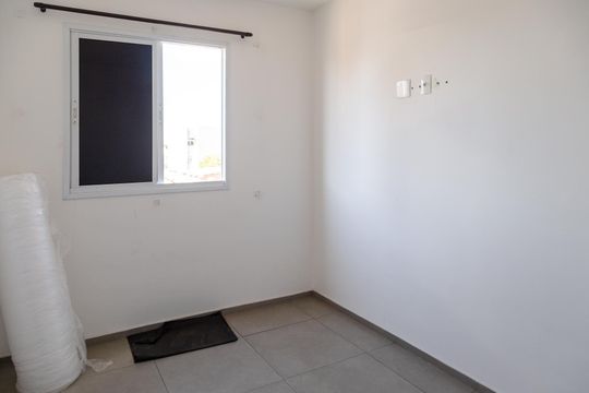 Quarto 2 de apartamento à venda com 2 quartos, 44m² em Vila Itapegica, Guarulhos