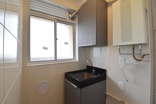 Área de Serviço de apartamento para alugar com 2 quartos, 48m² em Bairro Alto, Curitiba