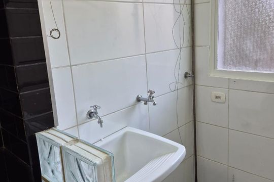 Área de serviço de apartamento para alugar com 2 quartos, 56m² em Chacara Nossa Senhora do Bom Conselho, São Paulo