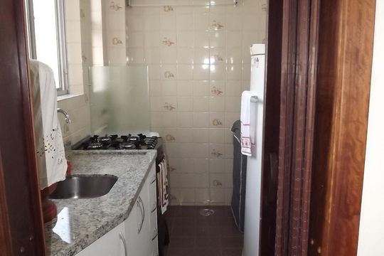 Cozinha de apartamento à venda com 1 quarto, 41m² em Centro, Curitiba