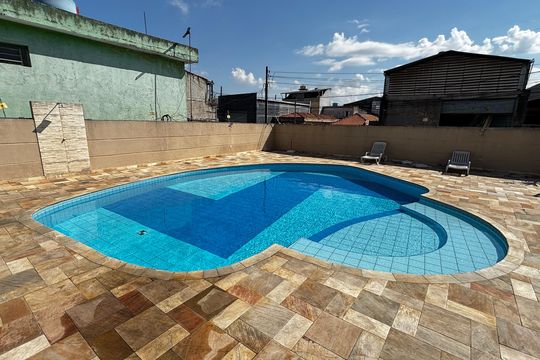 Piscina de apartamento à venda com 2 quartos, 48m² em Vila Sacadura Cabral, Santo André