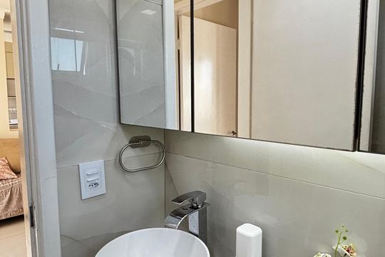 Banheiro de apartamento à venda com 2 quartos, 48m² em Vila Sacadura Cabral, Santo André