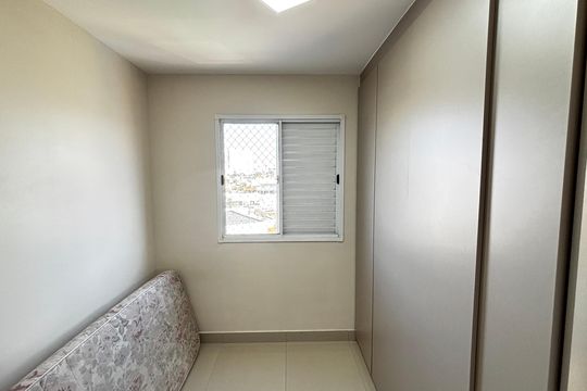 Quarto 2 de apartamento à venda com 2 quartos, 48m² em Vila Sacadura Cabral, Santo André