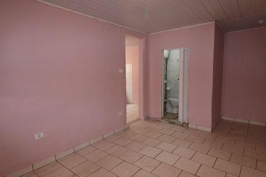 Quarto de casa para alugar com 1 quarto, 50m² em Jardim Itapura, São Paulo